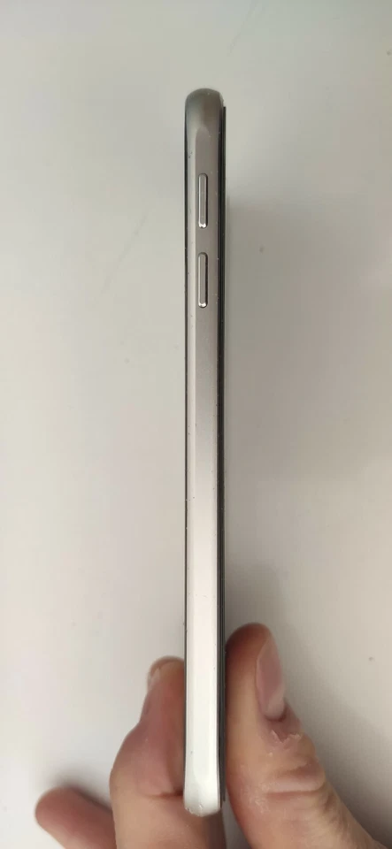 Samsung Galaxy S6 Flat Gold, foto 4 di 5