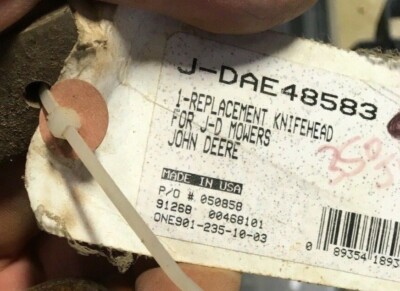 J-DAE48583 John Deere Hay Mower Knifehead