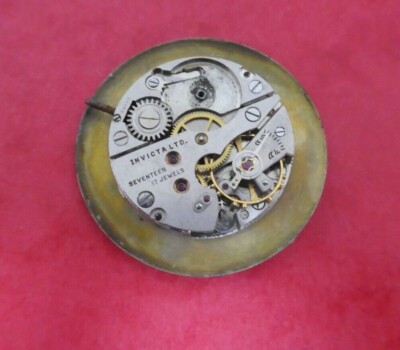 Vintage Invicta Wrist Watch Movement for Parts or Repair   (U76)