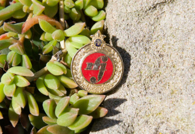 VINTAGE EMAILLE AUTO AUTO PIN / BUTTON # MOTORCYCLING FEDERATION OF JAPAN