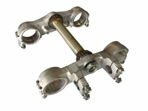 1993 Kawasaki KX 125 Triple Tree Clamp KX125 - Picture 2 of 7