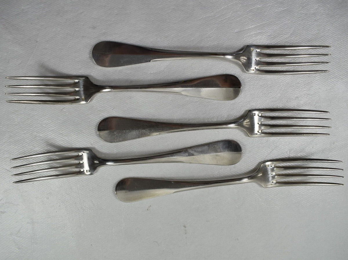 5 FOURCHETTES METAL ARGENTE CHRISTOFLE AVEC MONOGRAMME 21 CM 5 FOURCHETTES METAL ARGENTE CHRISTOFLE AVEC MONOGRAMME 21 CM