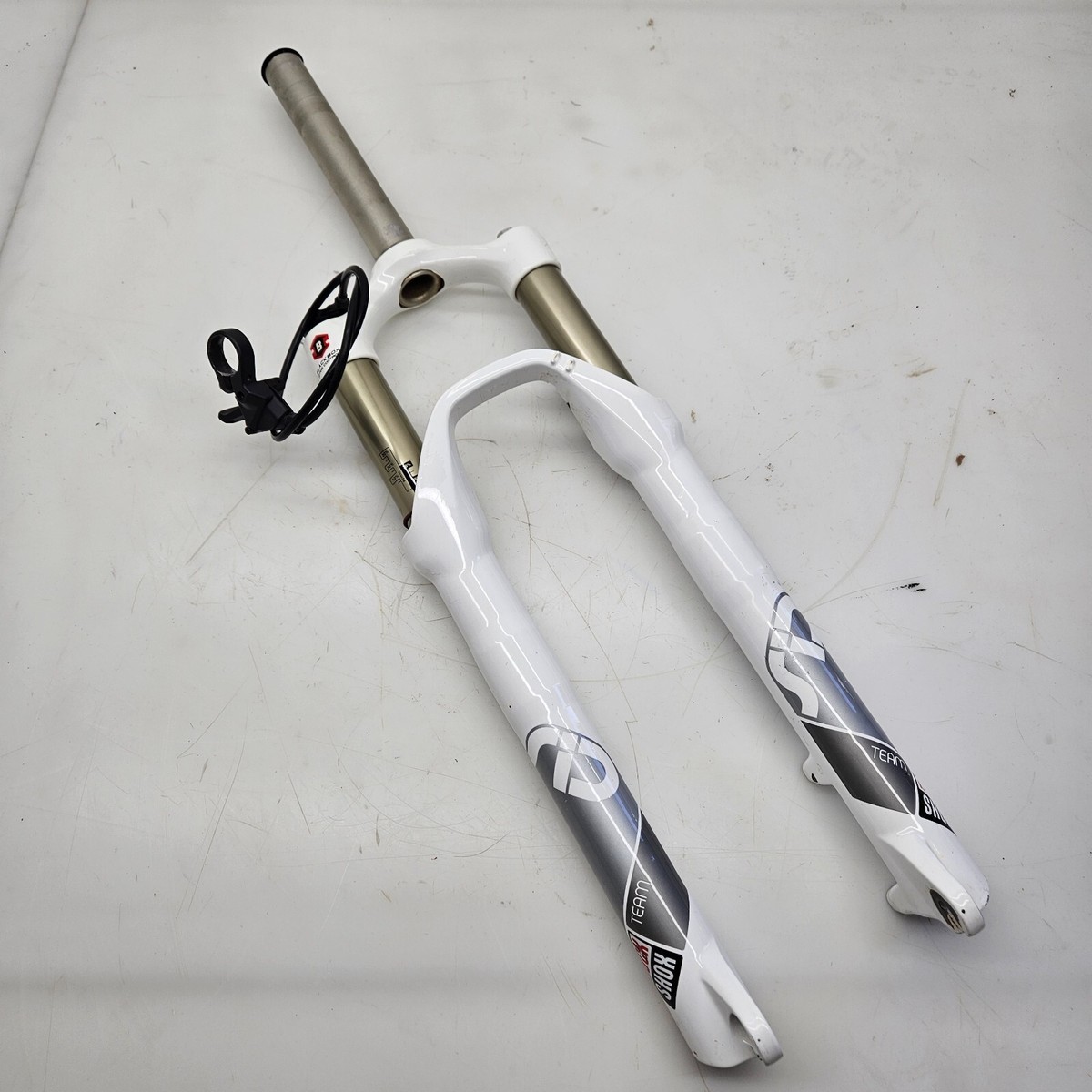 ROCKSHOX SID TEAM ロックアウト 26インチ Rock Shox SID Team Fork with Lockout 1 1/8” Straight Steerer