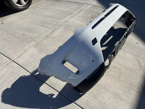 2020 2021 2022 2023 Range Land Rover Discovery Sport L550 Front bumper cover OEM - Picture 10 of 11
