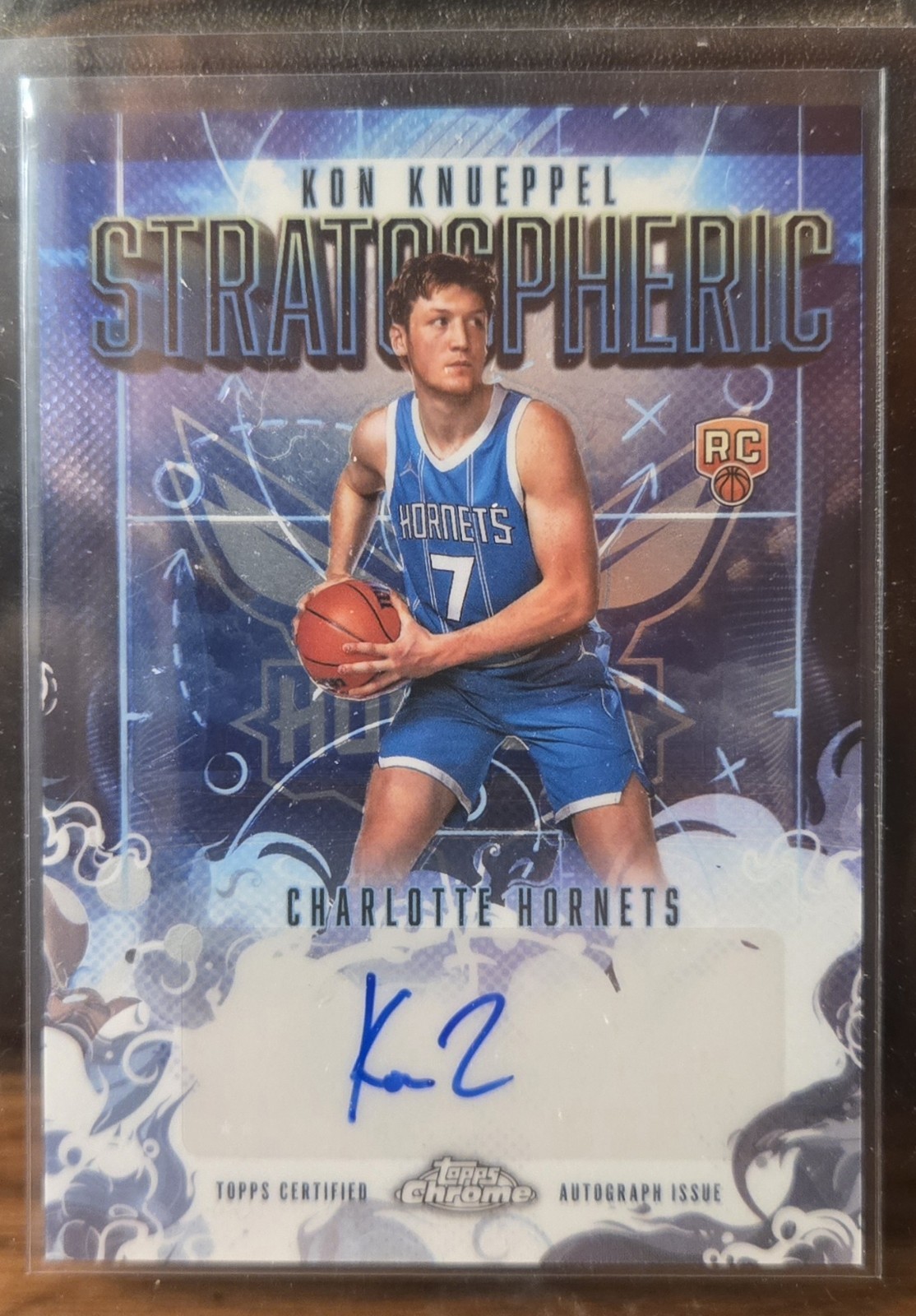 Kon Knueppel 2025 Topps Chrome #SMR-KK Stratospheric Signatures