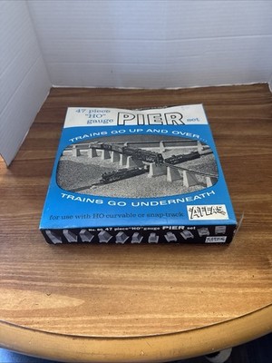 Vintage Atlas Complete 47 Piece HO Gauge Pier Set ~ New Open Box