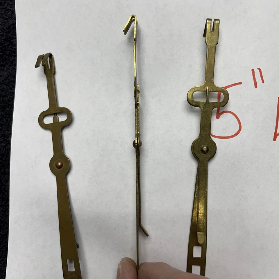 JAUCH 77 CLOCK PENDULUM LEADER HANGER Emperor Emporer movement repair parts NOS - Image 4 of 4