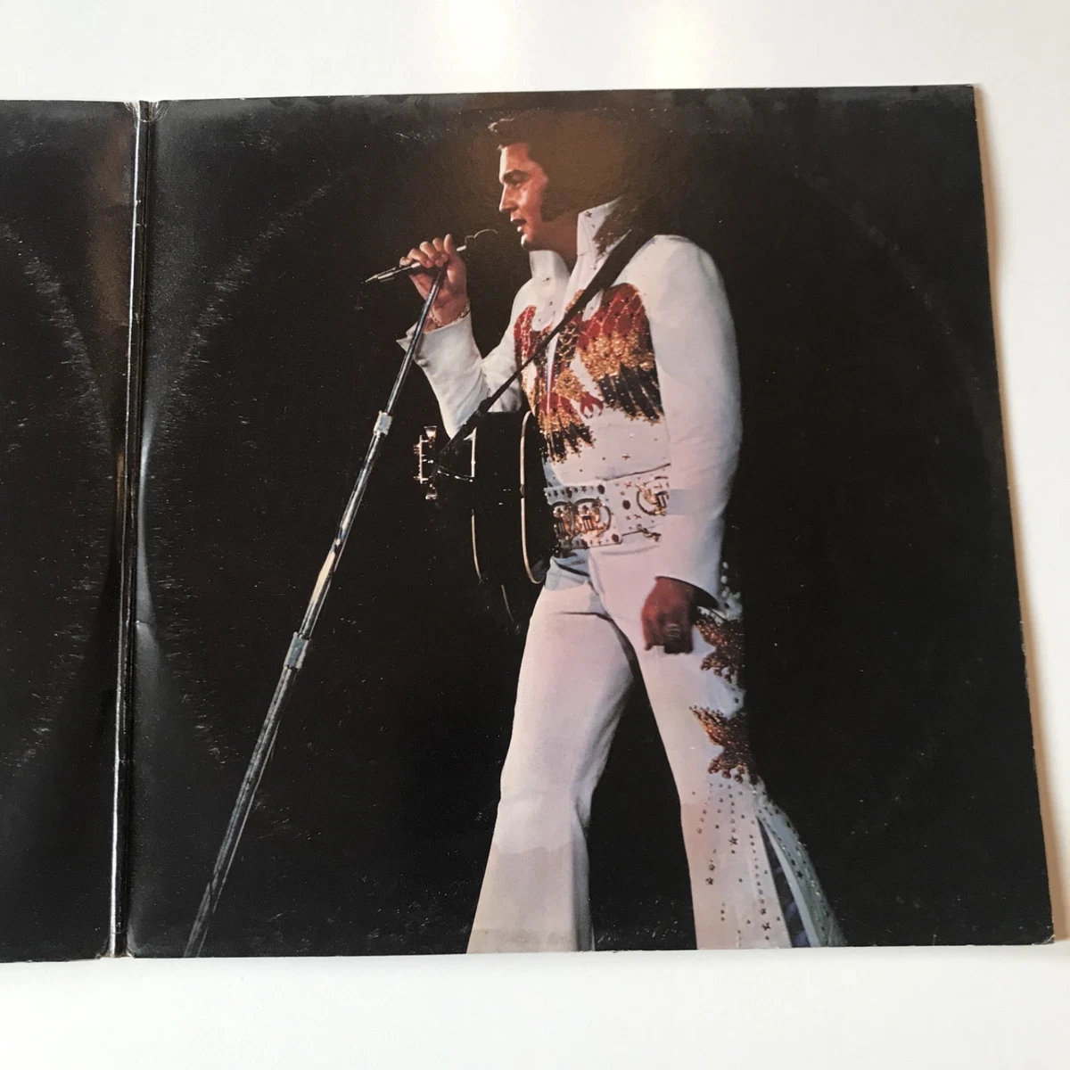 Elvis In Concert Gatefold Cover 1977 Double Vinyl LP Record