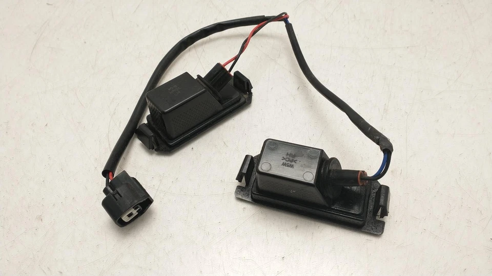 HYUNDAI IONIQ NUMBER PLATE LAMPS Petrol Hatchback PAIR 16-22 - Image 2 of 3