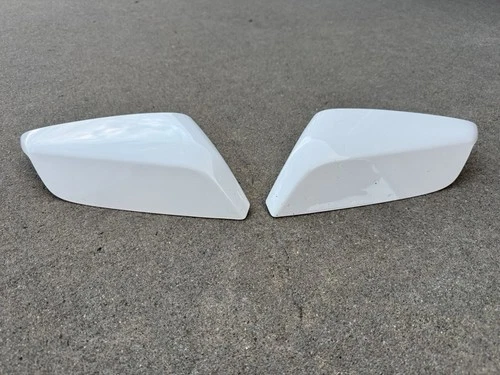 OEM Set of 2 Mirror Covers Chevy Malibu White Used 16 17 18 20 21 22 23 24