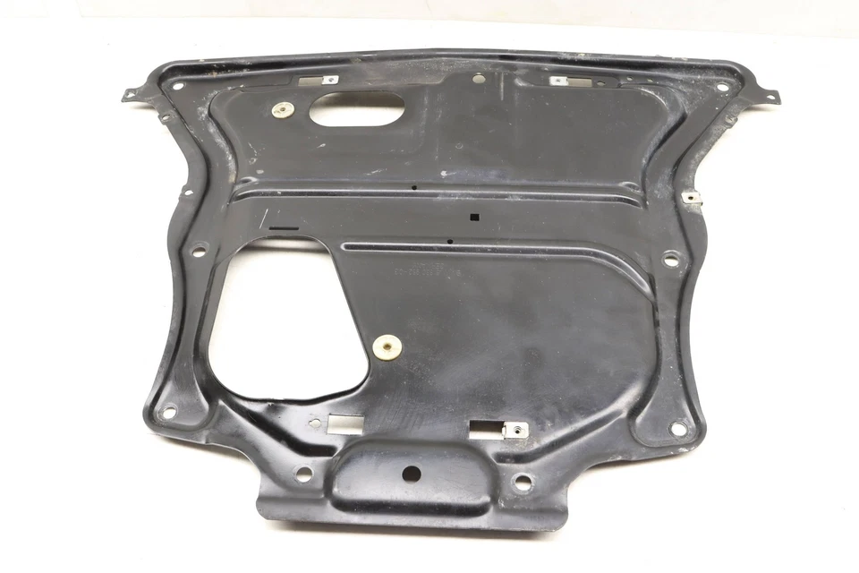 BMW 330I GT XDRIVE 2017-2019 - vientre delantero panorámico/escudo/cubierta 6860952 Foto 2 de 4