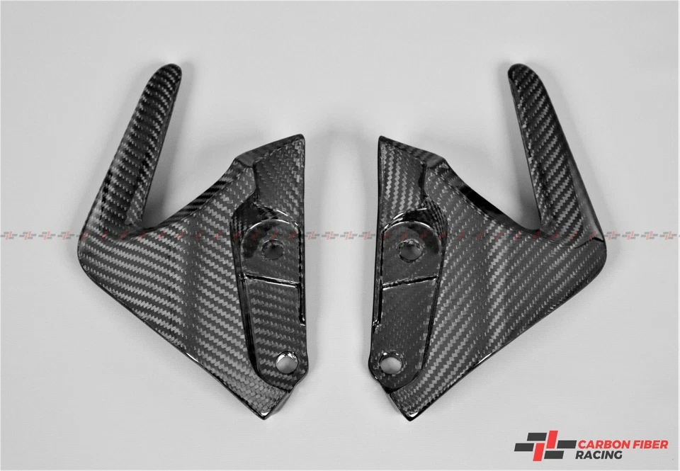 Empuñaduras Ducati Monster 1200S 2014 - 100 % fibra de carbono Foto 2 de 4