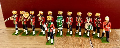 STEADFAST SOLDIERS- VINTAGE INDIAN ARMY BAND -LUDHIANA SIKHS- SET OF 12- BOXED - Picture 5 of 6