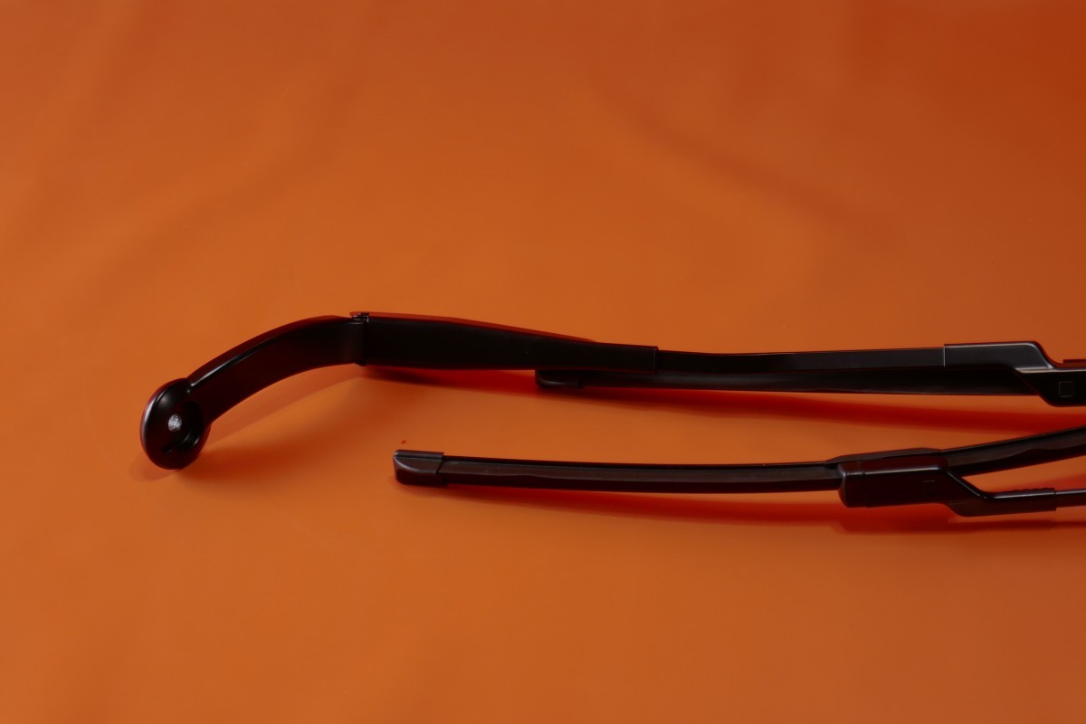 Audi R8 2020-2022 Right Windshield wipers Pair P/N 4S1955408A