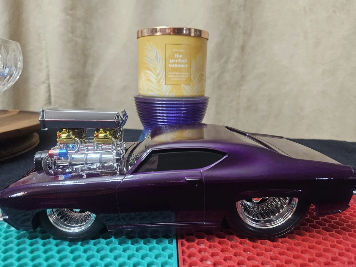 Muscle Machines Chevrolet 1:18 Scale Diecast & Toy Vehicles for