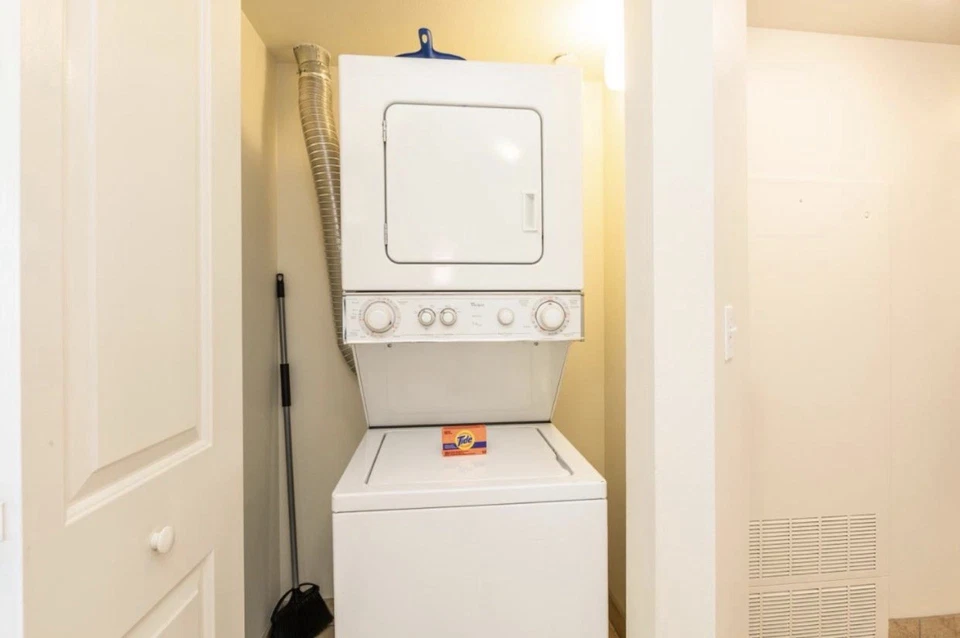 The Grandview at Las Vegas - Suite de 1 dormitorio | Alquileres semanales y de corta estancia 25/26 Foto 4 de 4