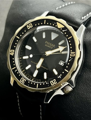 #ad Vtg New 1999 PULSAR Seiko Diver Men’s 40mm Quartz Watch Date SS Gold Black 100M $245.00