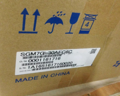 SGM7G-30AFC6C 1PCS NEW Yaskawa Servo Motor SGM7G-30AFC6C