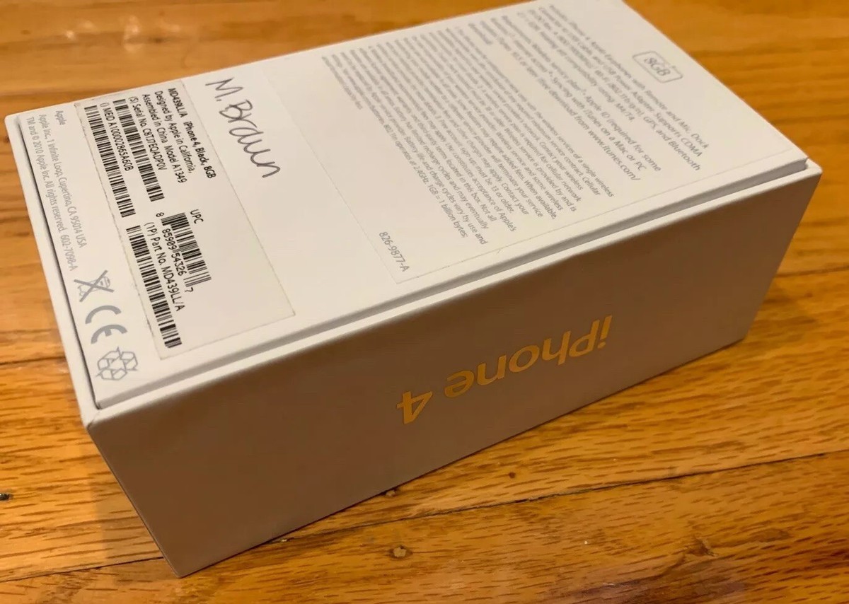 Apple iPhone 4 - 8GB - Black - Verizon - original box Apple iPhone 4 - 8GB - Black - Verizon - original box