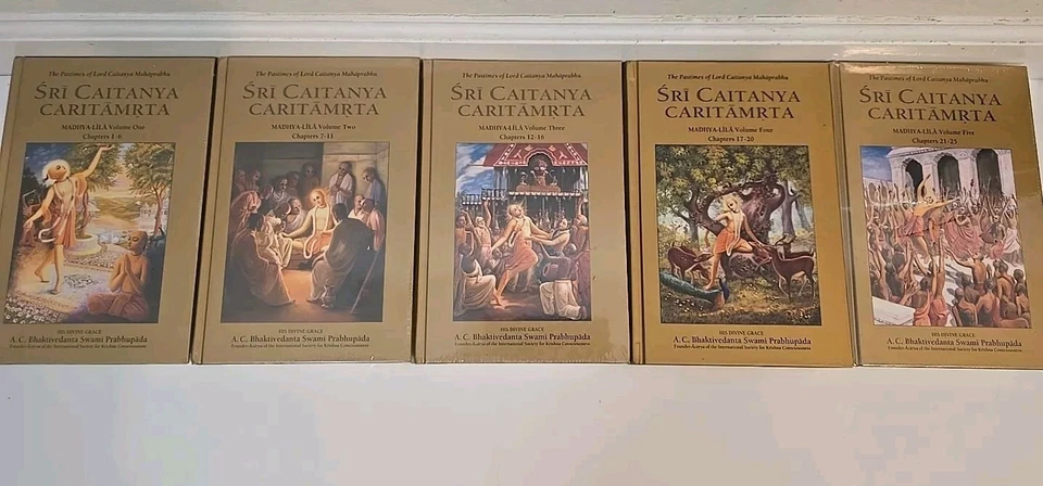 Sri Caitanya Caritamrta 9 Book Volume In Bengali Text & English Equivalents  - Image 4 of 4