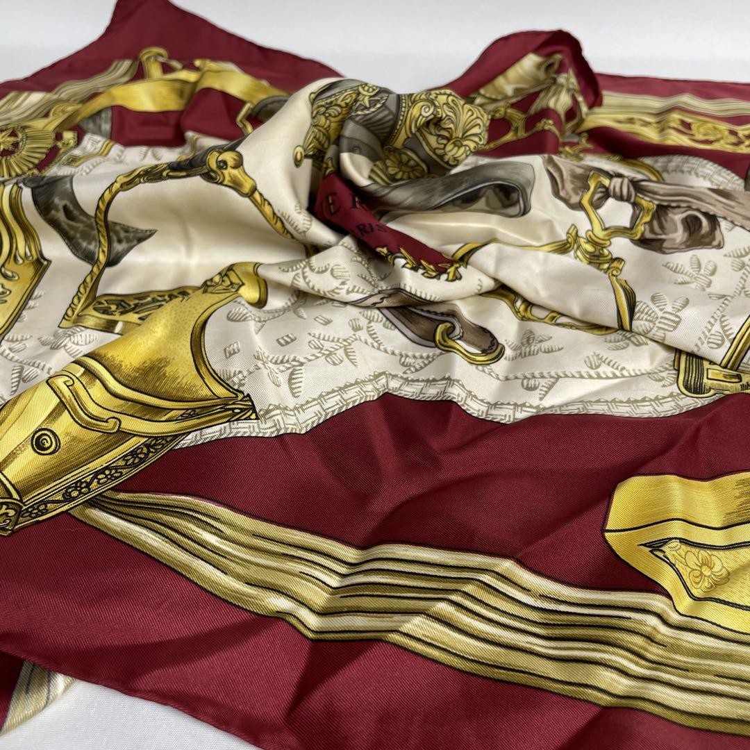 Hermes 2504-77 Carre 90 Silk Scarf in Classic Design m1_0702