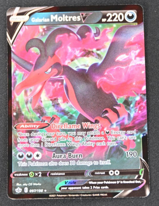 Pokémon Galarian Moltres V 097/198 CRE Chilling Reign NM