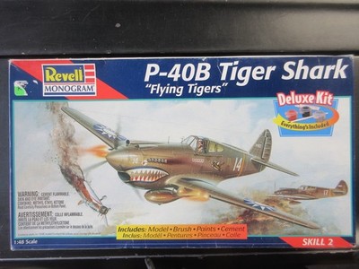 REVELL 1/48 P-40B TIGER SHARK FLYING TIGERS #85-6650  deluxe kit
