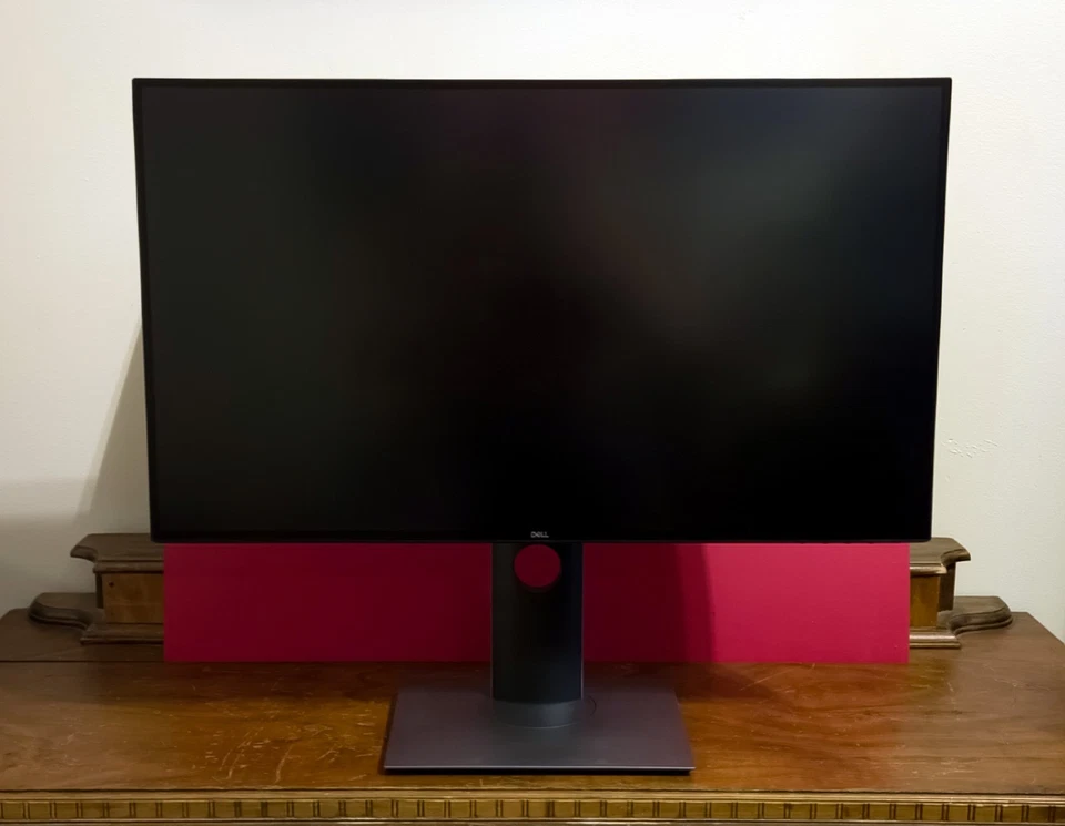 U2720QM  Dell UltraSharp 27" 4K UHD USB-C Monitor DisplayHDR 400 IOB - Image 2 of 4