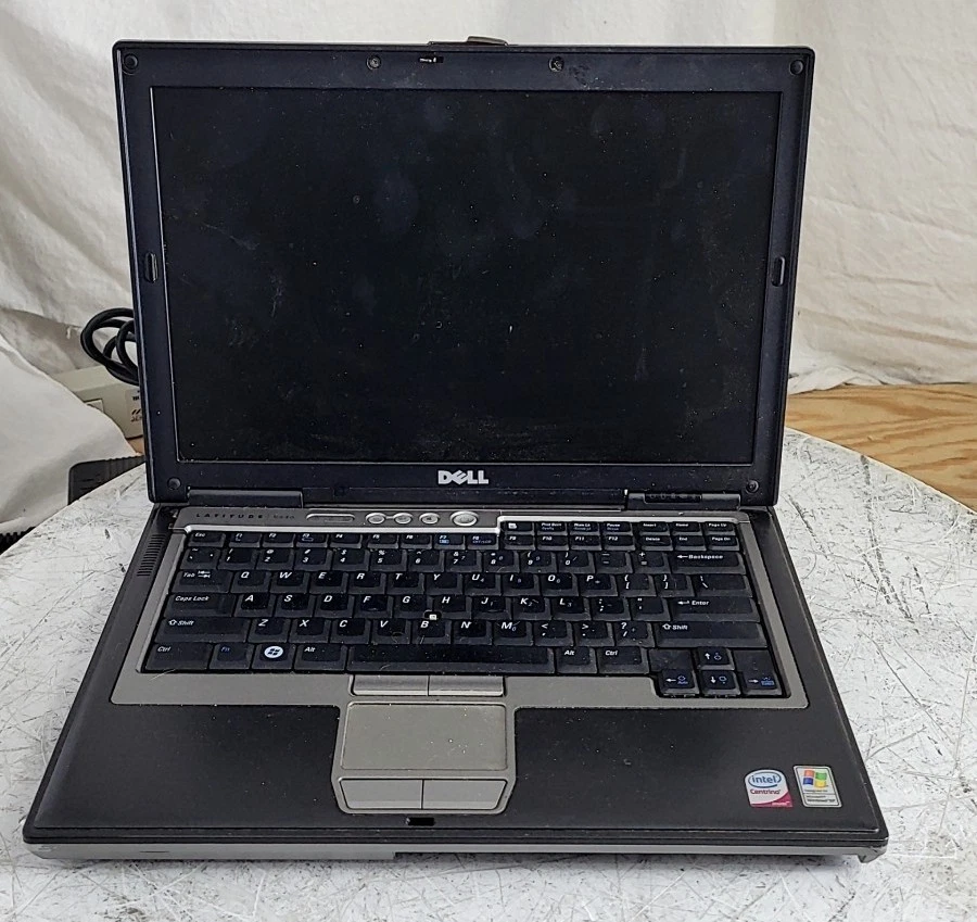 DELL LATITUDE D630 PP18L Laptop CORE2 DUO T7700 2GB SEE NOTES - Image 2 of 4