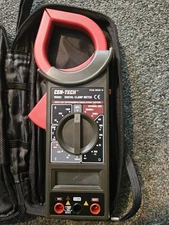 Cen-Tech 95683 Digital clamp multimeter with Case and NEW battery Tested