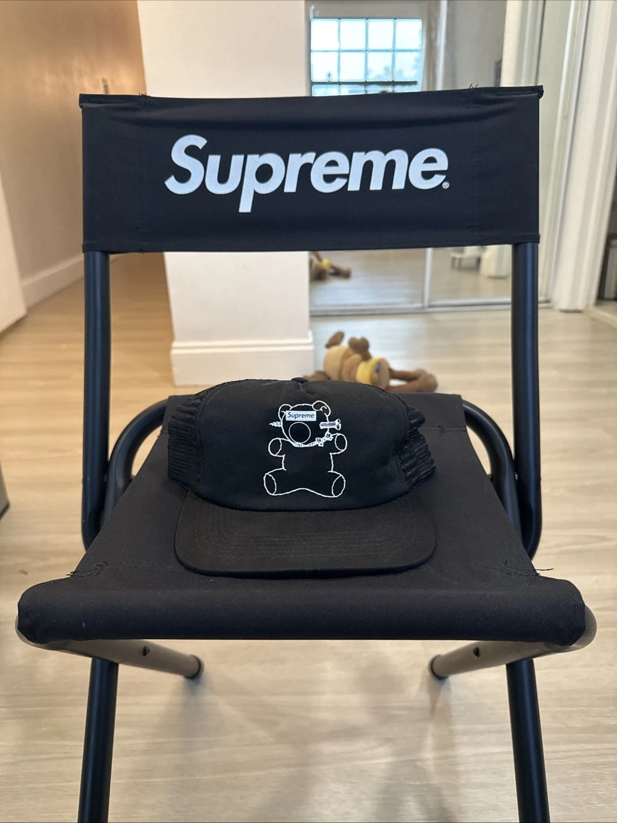 Casquette Undercover Supreme SnapBack édition noire collection très rare