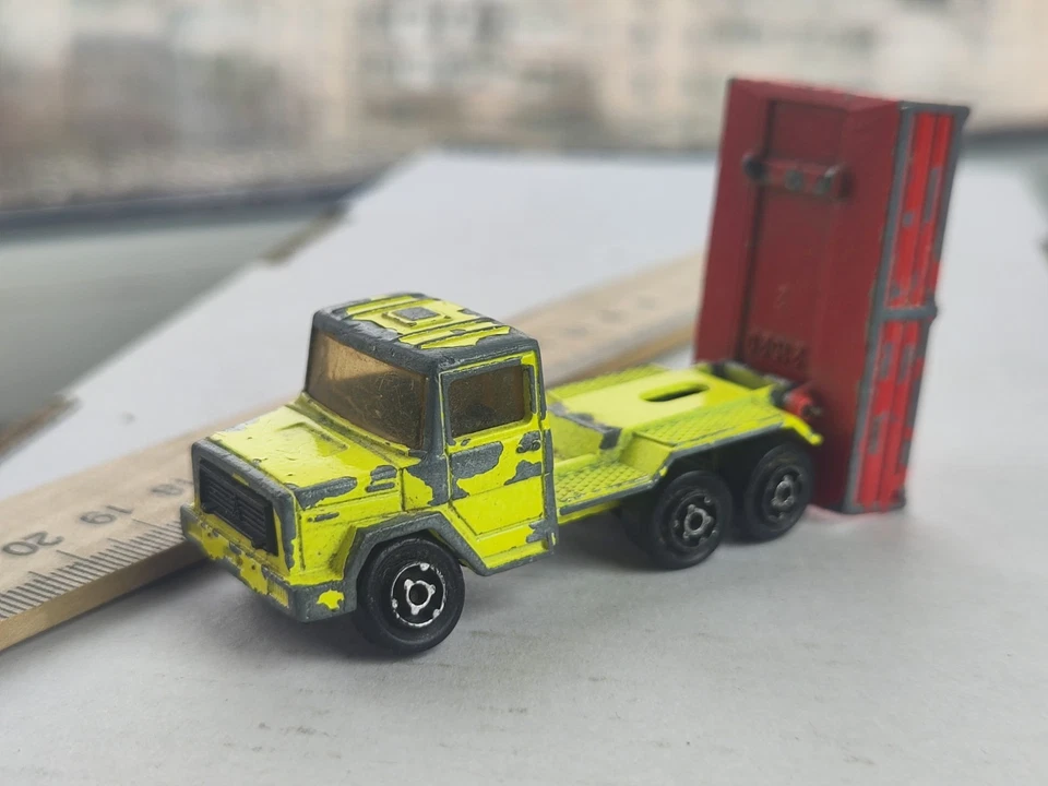 Auto vintage retrò Magirus, Majorette, Francia, piccolo modello di auto - Immagine 3 di 4