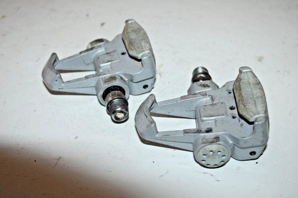 Pedales Look ARC F sin clip gris Bikepacking carreras carretera triatlón triatlón triatlón remitente de EE. UU. Foto 4 de 4