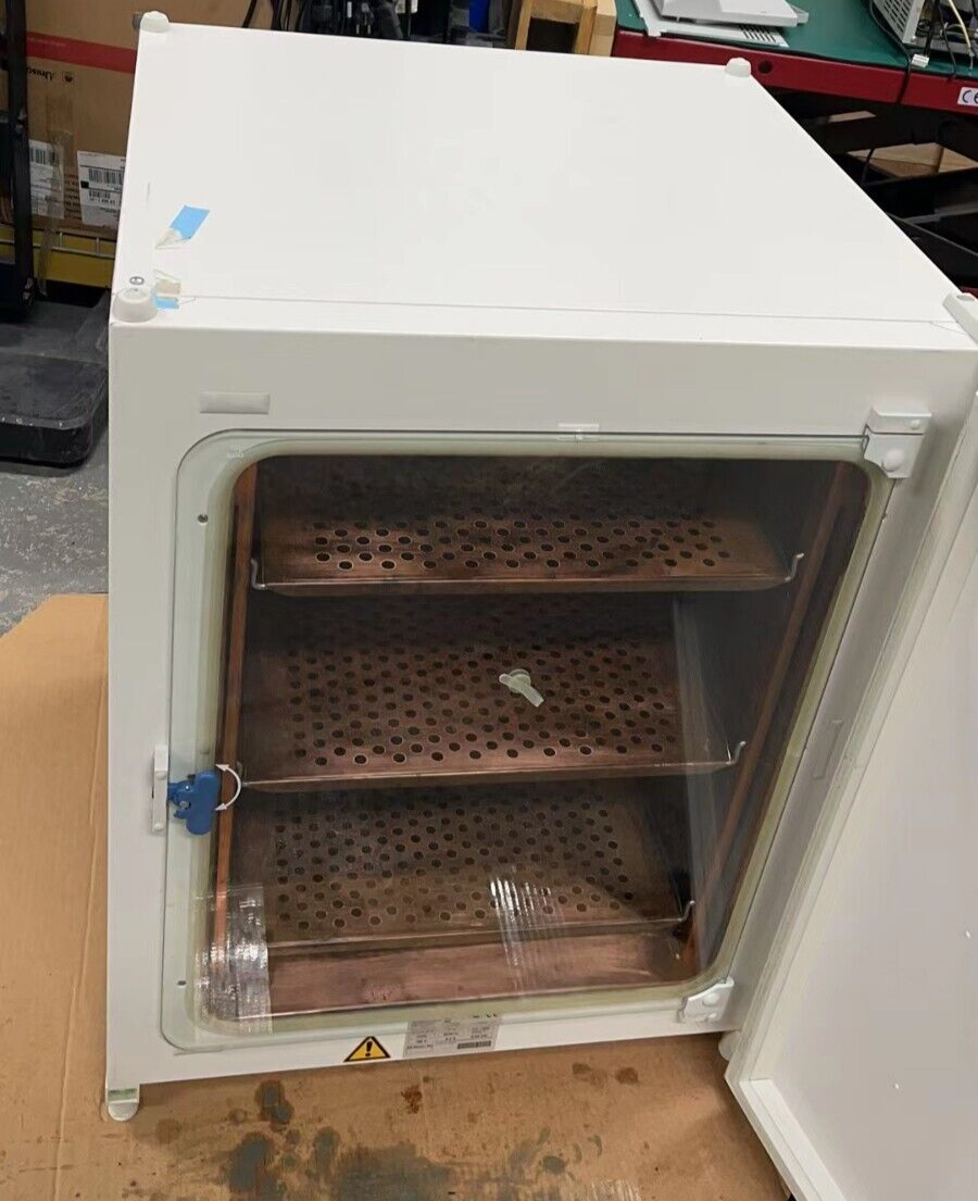 Thermo Heracell™ 150i CO2 Incubator, copper( less bacteria) Steel