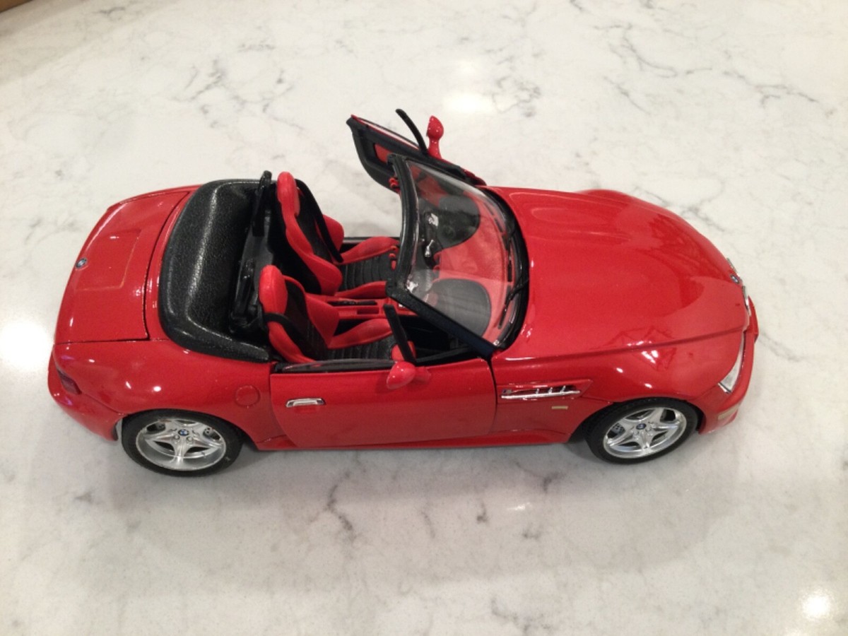 Burago BMW M ロードスター Bburago 1:18 BMW M Roadster