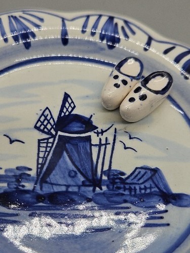 Vintage Delftware Handwork Designed By Elesva, Holland, Ashtray With Shoes, - Picture 6 of 6