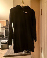Nike Women’s Black Fleece Pullover Hooded Hoodie Raglan Sleeves Size XS
