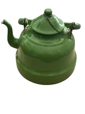 VTG GREEN ENAMEL WARE GRANITE TEAPOT METAL RUSTIC DECOR FARMHOUSE YUGOSLAVIA 16