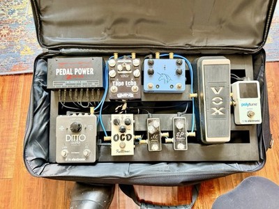 Full Pedalboard w/ Pedaltrain Classic 2, all FX, all Cabling, and Softcover Case