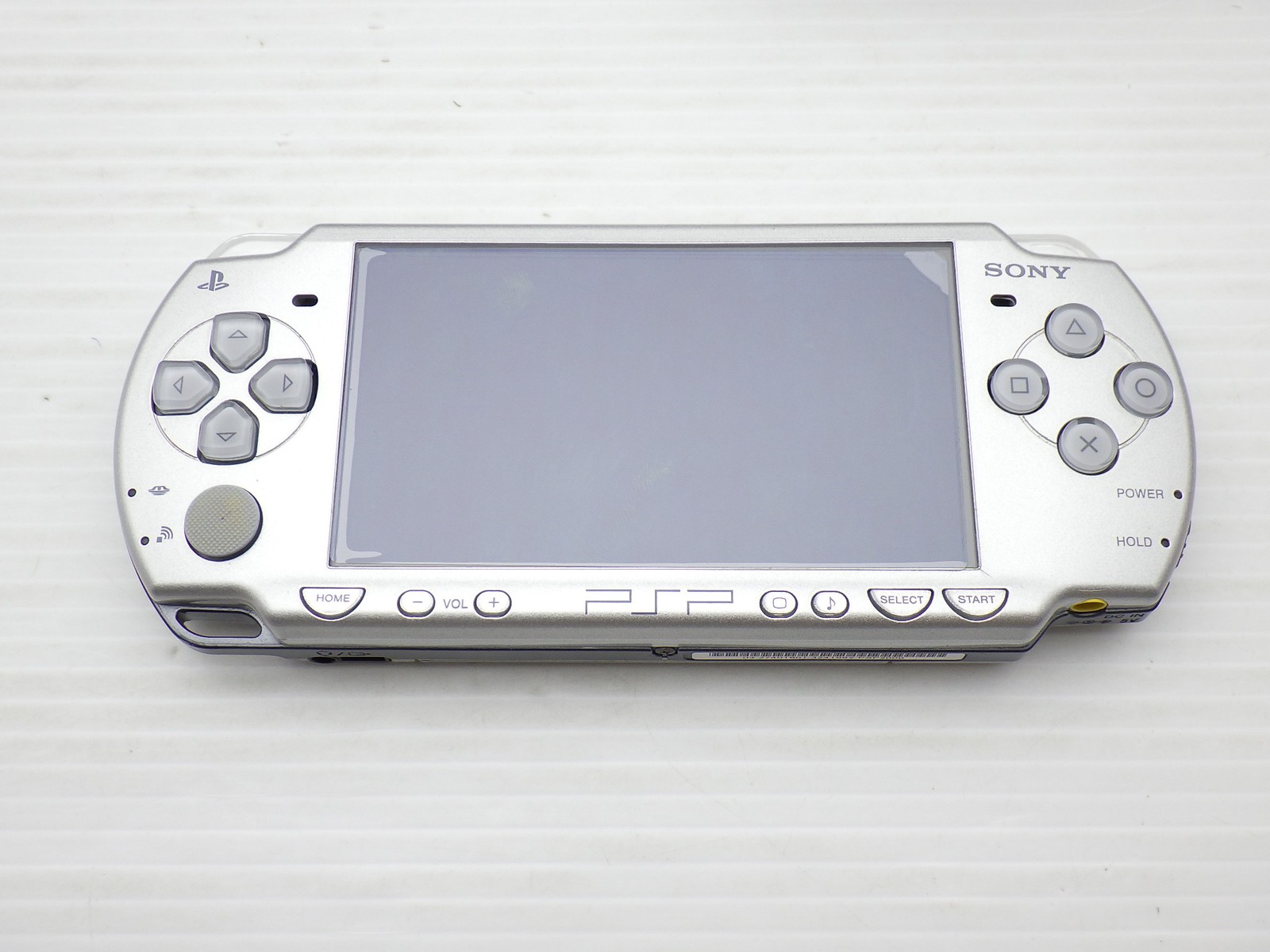 PSP-2000 Ice Silver Japanese Edition with Game Included 9000023478160