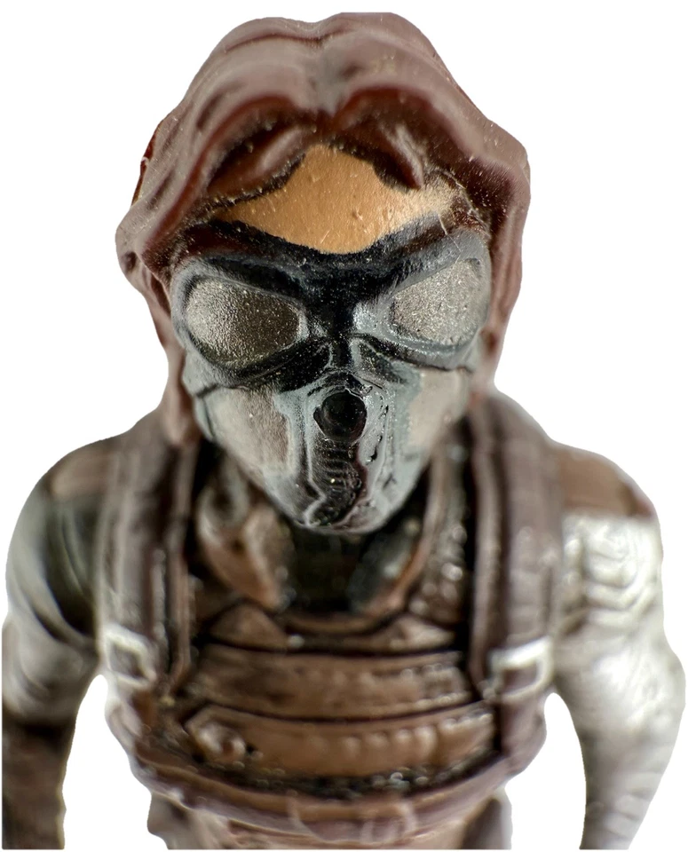 Figura Hasbro 2013 Winter Soldier 4” A6816 Capitán América MCU lista para regalo usada en excelente estado Foto 3 de 4