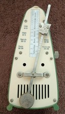 Vintage Taktell Wittner Prazision green Metronome West Germany 6.5 works fine