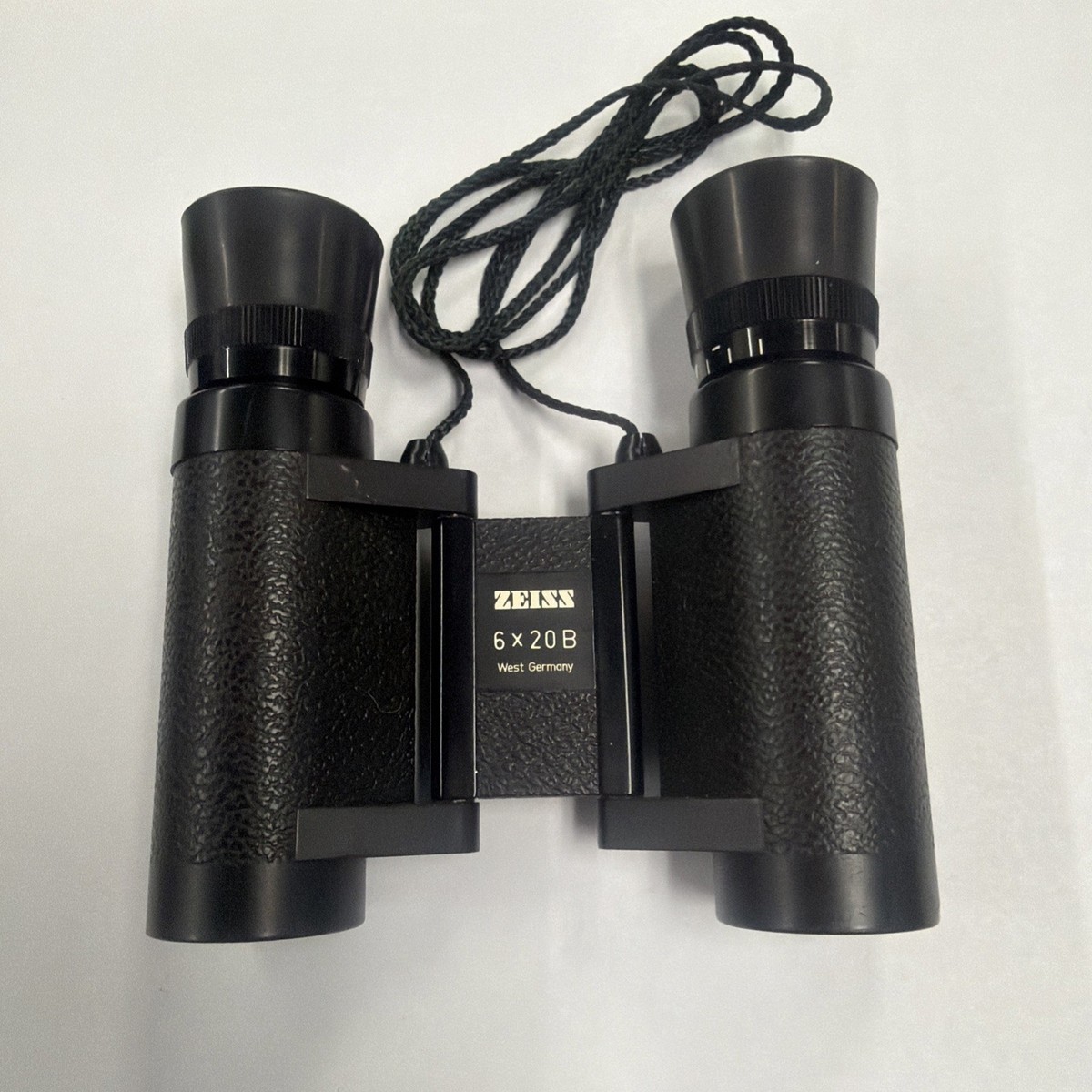 Vintage Zeiss 6 X 20 B Fernglas binoculars With Neck Strap West