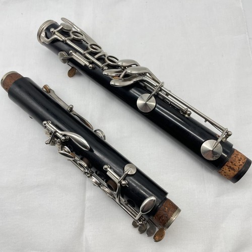 Yamaha YCL-250 Bb Clarinet Wooden Wind Music Instrument Student Model with Case - Picture 9 of 13