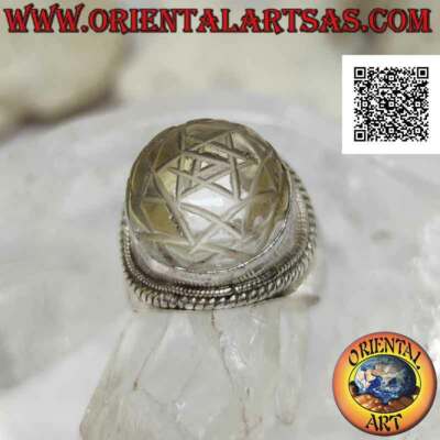 925 Silber Ring  Sri Yantra Mandala graviert auf rundem Bergkristall