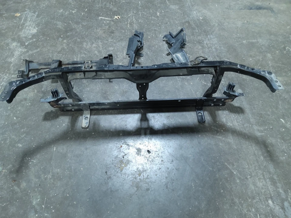 2005 2006 2007 2008 2009 Nissan Frontier Radiater Support - Image 3 of 4