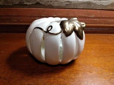 Better Homes & Gardens White Ceramic Pumpkin Candle Tea Light Candle Holder NEW