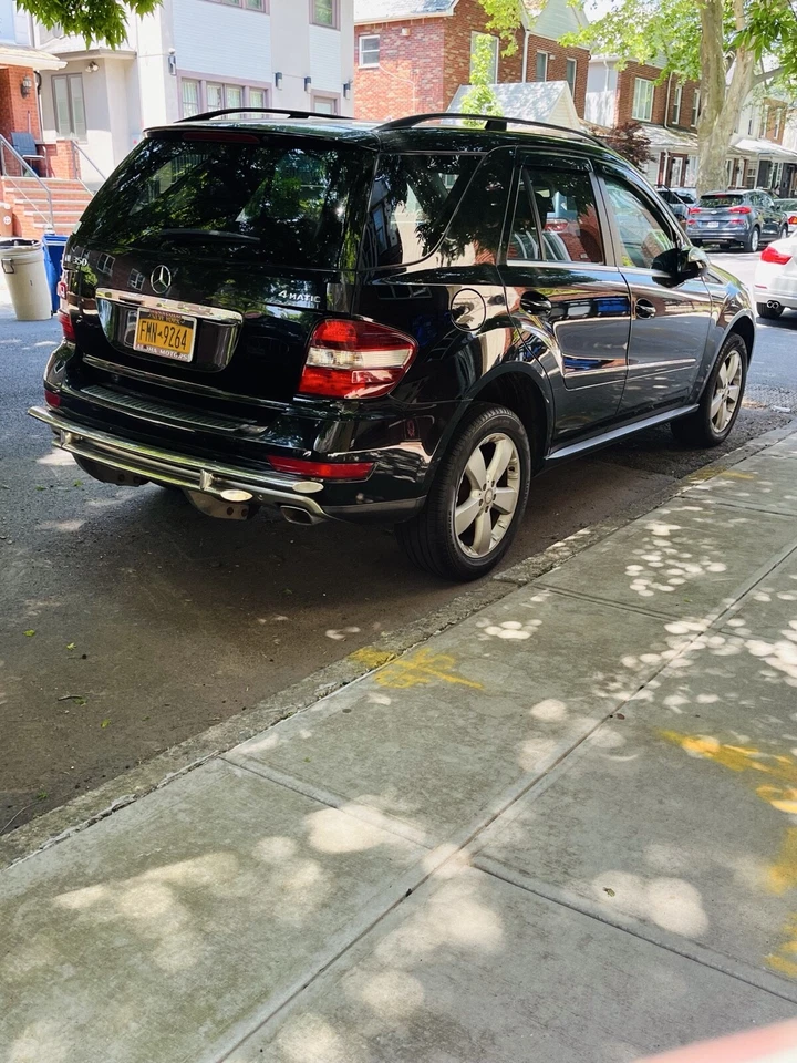 Mercedes-Benz Clase M 350 2010 4Matic Foto 3 de 4