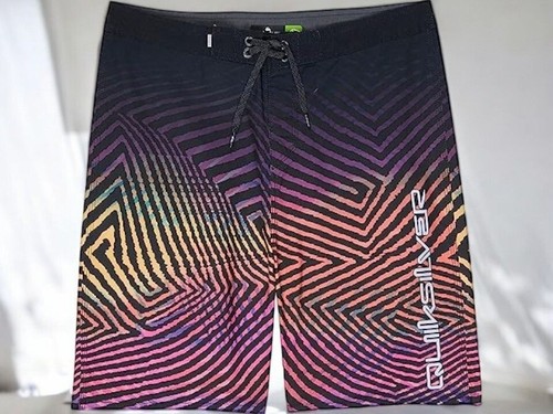 Quiksilver Boys Everyday Warp Fade Boardshorts Swim Trunks Multicolor NEW 14/28 - Picture 5 of 8