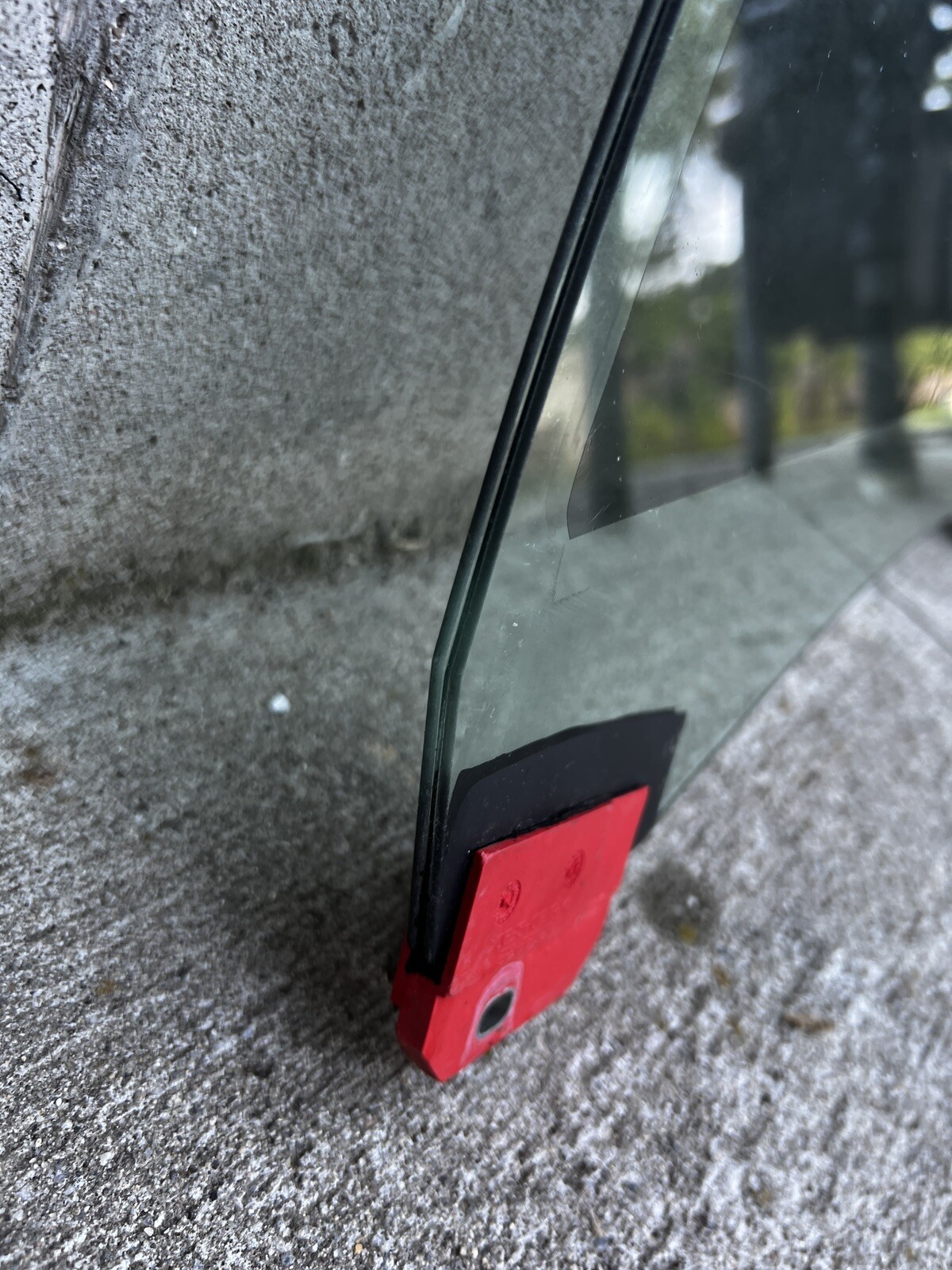 Maserati Quattroporte 2003-2012 REAR+RIGHT+INNER Door glass